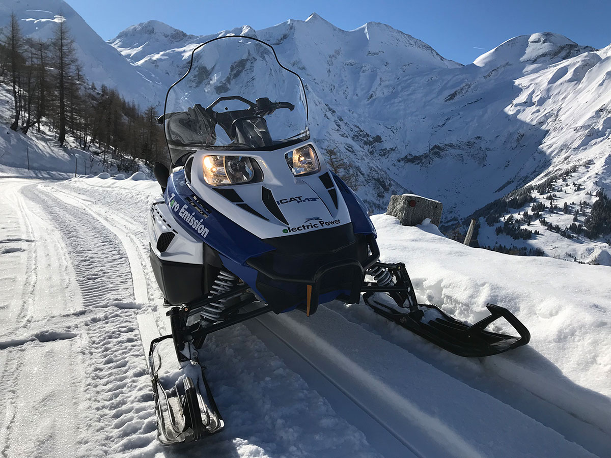 Electric Snowmobile iCATPro